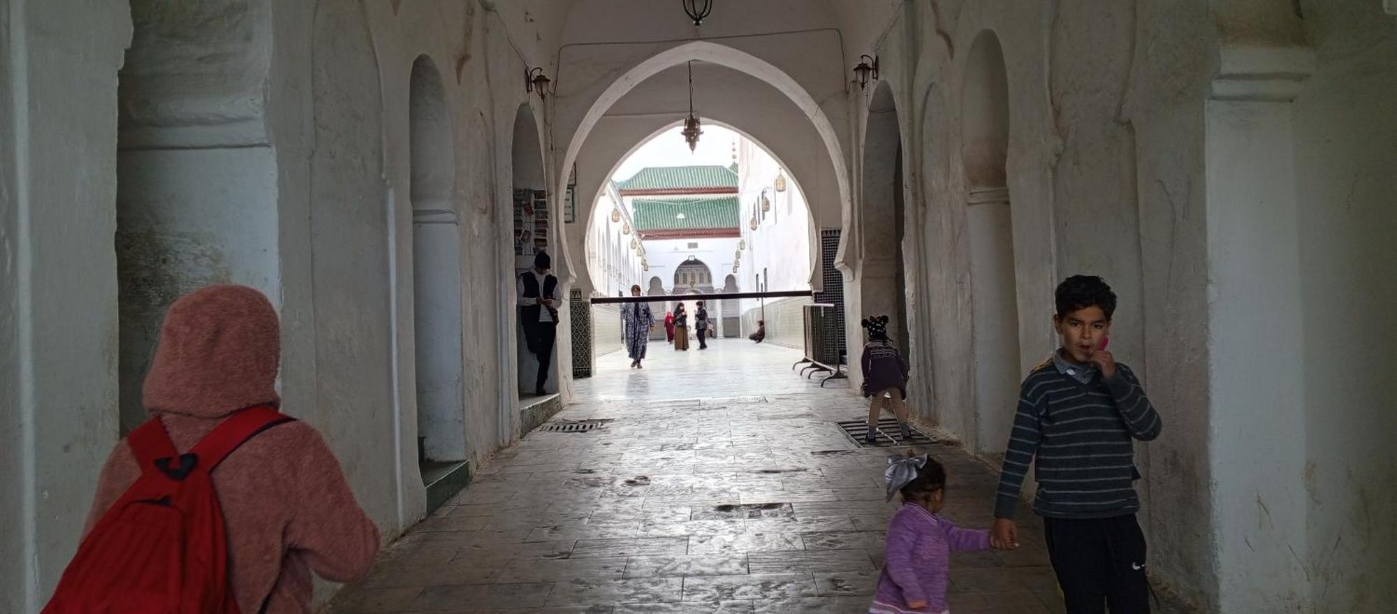 Отель Moulay Idriss Экстерьер фото